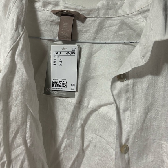 H&M Airy Button Up - Picture 2 of 3